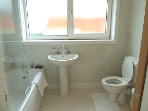 Modern Bathroom Modern Bathroom