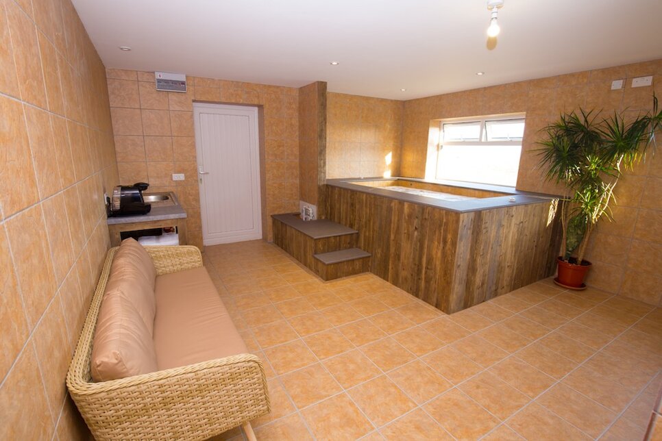 Spa area hot tub and sauna Voortrekker Shetland spa with hot tub and sauna